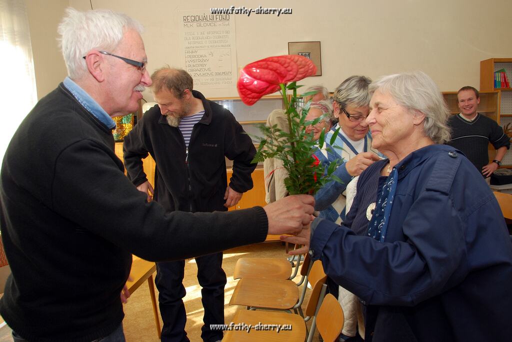 014-Knihovna-Jiri_Kratochvil_s_pani_Flodrovou.jpg